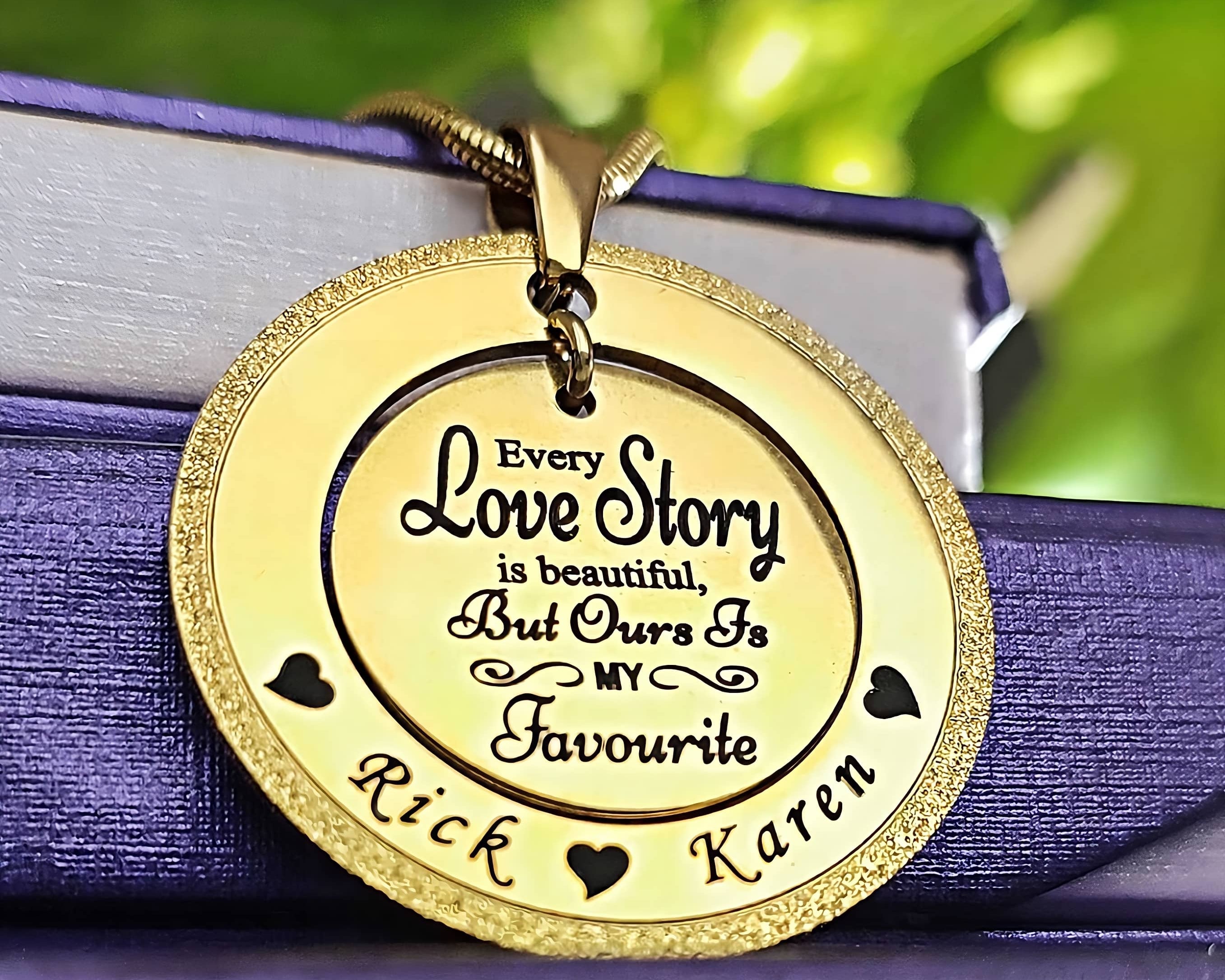 The Symbolism of Personalized Jewelry: Capturing Life's Beautiful Moments
