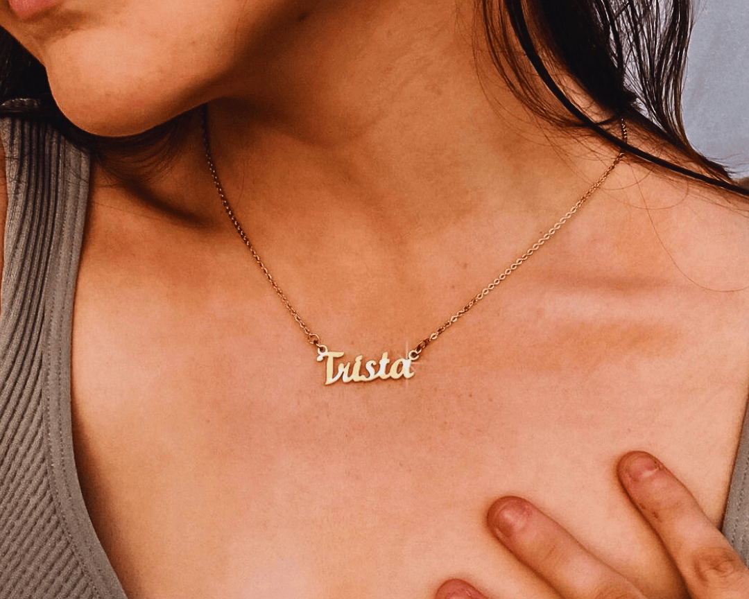 Personalised Name Necklace: A Timeless Treasure as Unique as You - BELLE FEVER